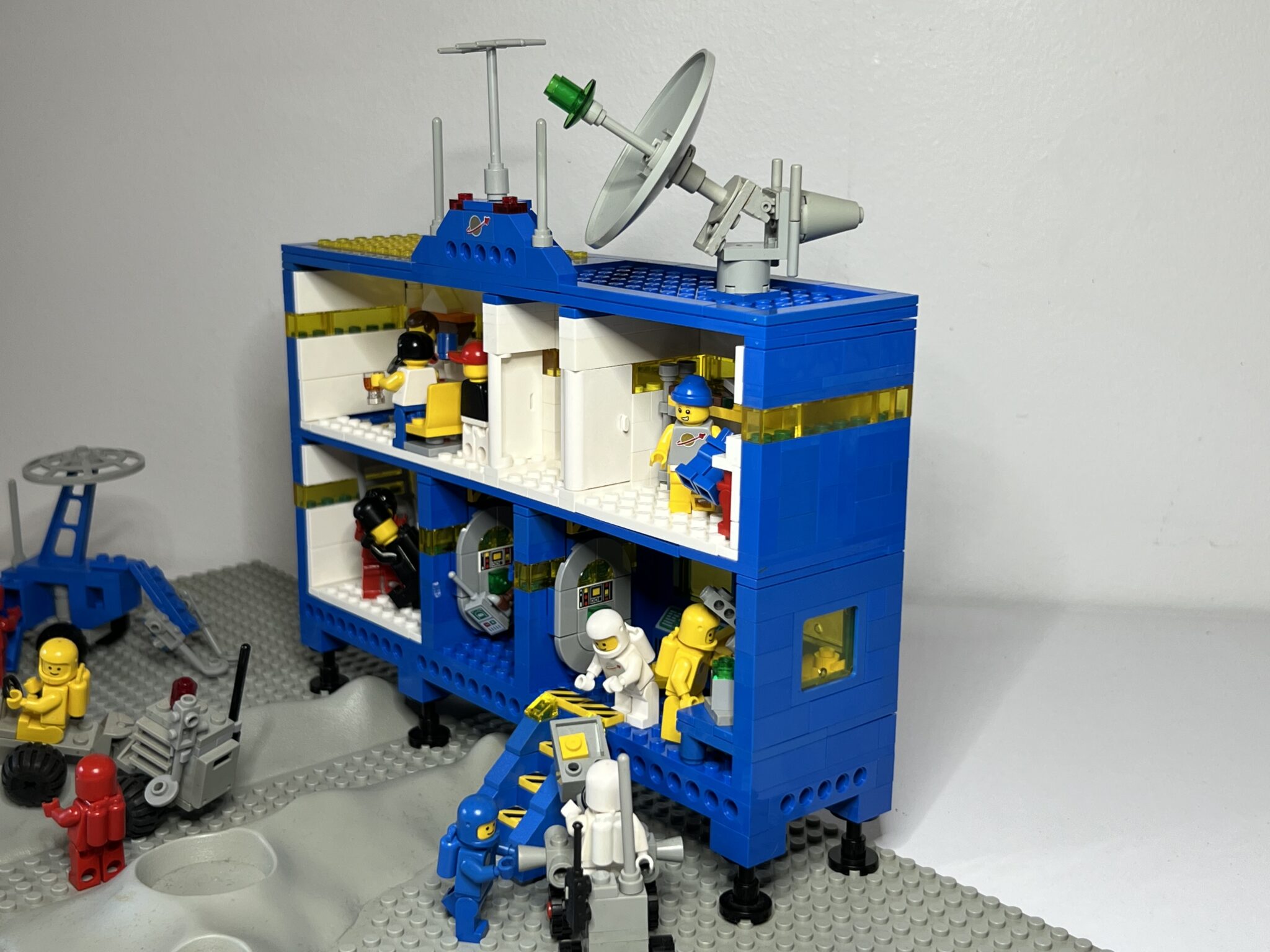 LEGO MOC Classic Space - Base by Aventurium